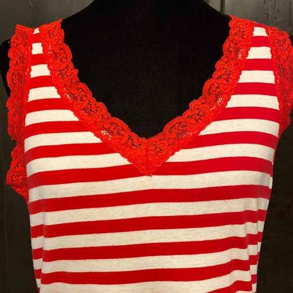 Tailor B.Moss red stripes tank top - M***Refer to measurements - Picture 4 of 10
